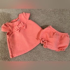 Beautiful coral baby matching set
